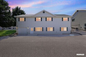 875 E Minnesota St in Rapid City, SD - Building Photo - Building Photo
