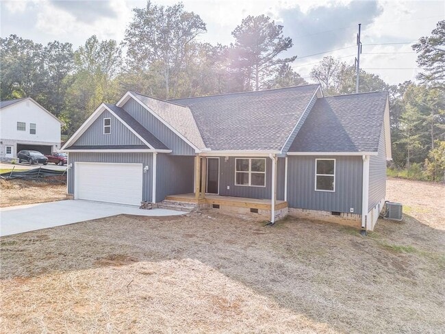 22 Earls Way in Chatsworth, GA - Building Photo - Building Photo