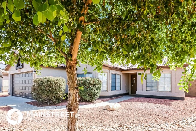 15959 N Gil Balcome St in Surprise, AZ - Building Photo - Building Photo