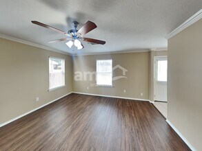 8918 Farm Ridge Ln, Unit 58 in Humble, TX - Building Photo - Building Photo