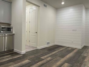 8781 S Wenatchee Ct in Aurora, CO - Foto de edificio - Building Photo