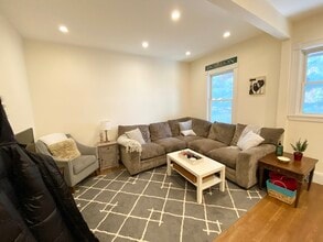 106 Buttonwood St in Boston, MA - Building Photo - Building Photo