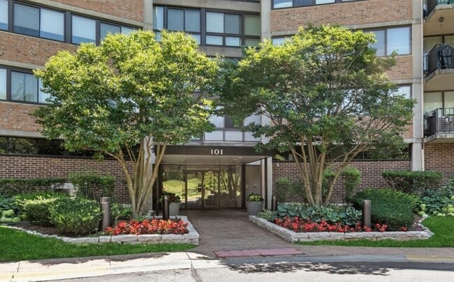 property at 101 Bar Harbour Rd