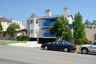 606 E Angeleno Ave in Burbank, CA - Building Photo - Building Photo