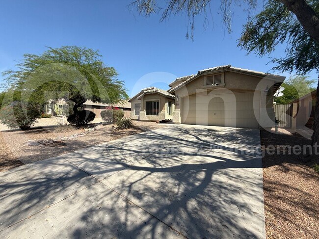 property at 4404 E Rose Quartz Ln