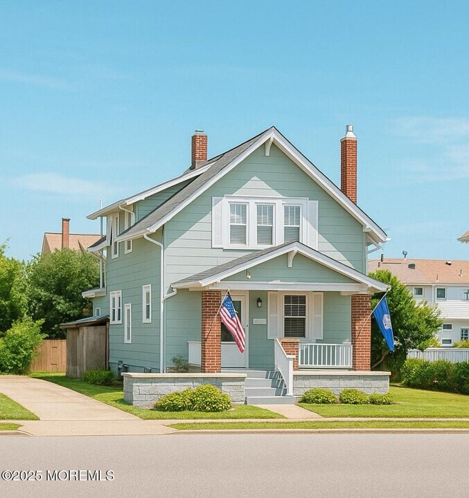 126 Marine St in Beach Haven, NJ - Foto de edificio