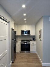 780 10th Ave S in Naples, FL - Foto de edificio - Building Photo