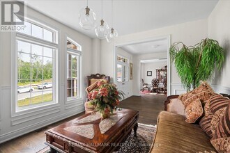 94 Ruby Ridge in Oro Station, ON - Building Photo - Building Photo