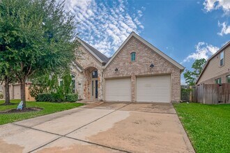 2323 Lost Bridge Ln in Pearland, TX - Building Photo - Building Photo