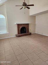 7704 Waterhouse Dr in El Paso, TX - Building Photo - Building Photo