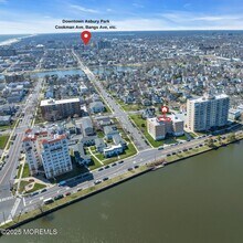 500 Deal Lake Dr in Asbury Park, NJ - Building Photo - Building Photo