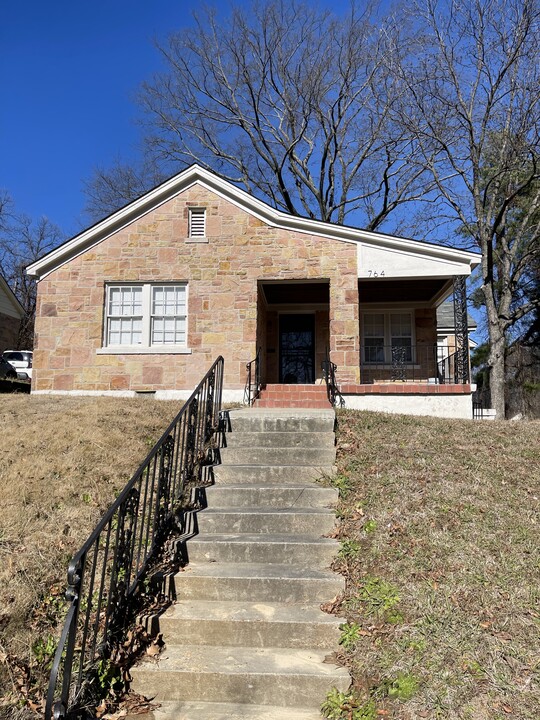 764 Dunn Ave in Memphis, TN - Foto de edificio