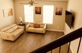 1012 Croxley Wy in Justin, TX - Building Photo - Building Photo