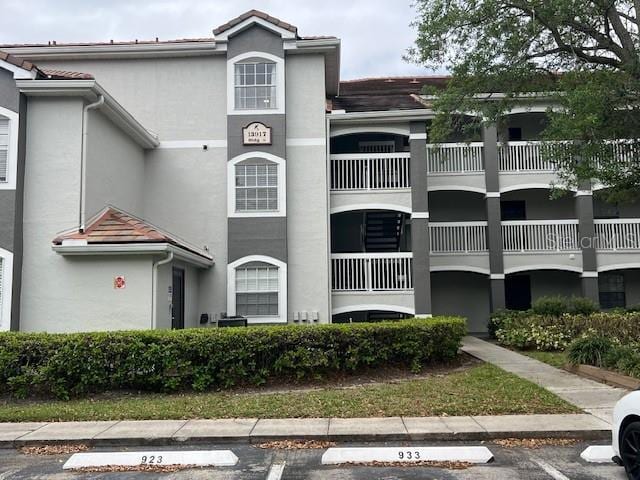 property at 13917 Fairway Island Dr