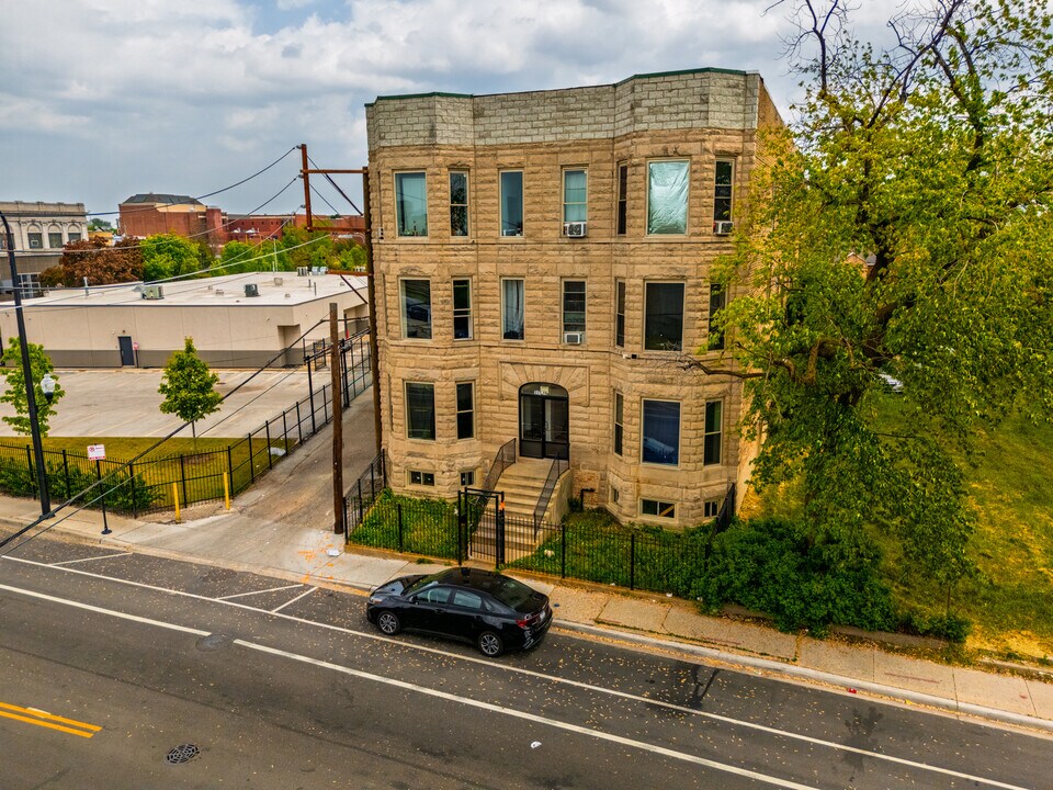 317 S Homan Ave in Chicago, IL - Building Photo