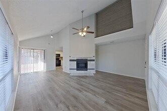 161 Hunter Dr in Cedar Hill, TX - Building Photo - Building Photo