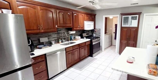 property at 214 Westgate Dr