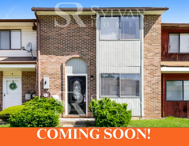 property at 6 Pineknot Ct