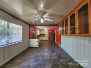 7604 Shady Ln in Charlotte, NC - Building Photo - Building Photo