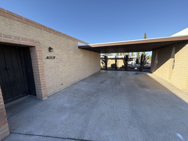 9226 E 26th St in Tucson, AZ - Building Photo - Building Photo