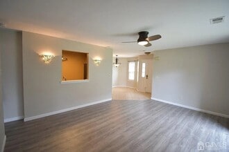 2013 Bayhead Dr in Sayreville, NJ - Building Photo - Building Photo