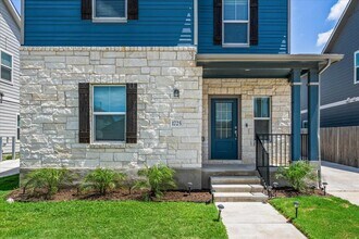 1725 Cobblecrest Ln in Leander, TX - Building Photo - Building Photo