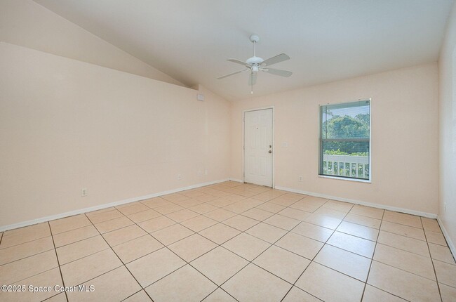 1066 Quesada St SE in Palm Bay, FL - Building Photo - Building Photo
