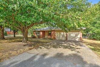 820 Maple St in Howe, TX - Building Photo - Building Photo