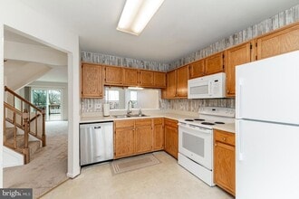 11308 Golden Eagle Pl in Waldorf, MD - Building Photo - Building Photo
