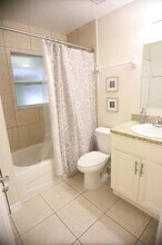 826 N Lincoln Ave in Lakeland, FL - Building Photo - Building Photo