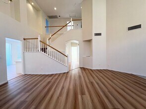 828 Cambridge Cross Pl in Las Vegas, NV - Building Photo - Building Photo