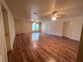 317 Ritchey St in Gainesville, TX - Building Photo - Building Photo