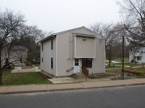 North Maple Estates in Ann Arbor, MI - Building Photo - Building Photo