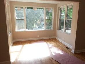 5010 N Troy St in Chicago, IL - Building Photo - Building Photo