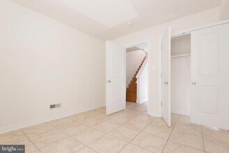 1740 N Sydenham St in Philadelphia, PA - Building Photo - Building Photo