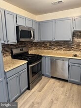 20 Spyglass Ct in East Windsor, NJ - Building Photo - Building Photo