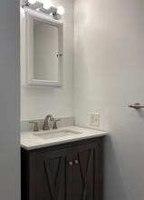 19 Chestnut St in Winchester, CT - Building Photo - Building Photo