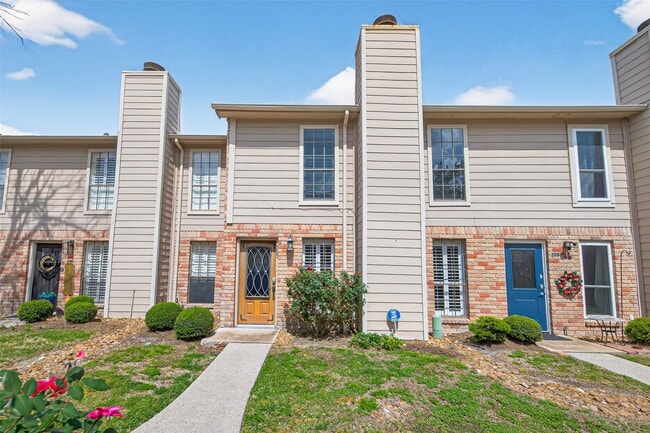 property at 6700 Richardson Rd