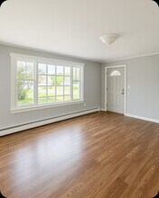 191 Saco Ave in Old Orchard Beach, ME - Building Photo - Building Photo