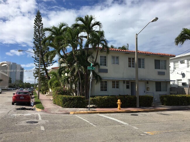 503 75th St in Miami, FL - Building Photo - Building Photo
