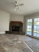 11100 Myers Ranch Ct in Bakersfield, CA - Building Photo - Building Photo
