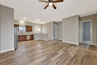 2204 Quivira Cir in Kechi, KS - Building Photo - Building Photo