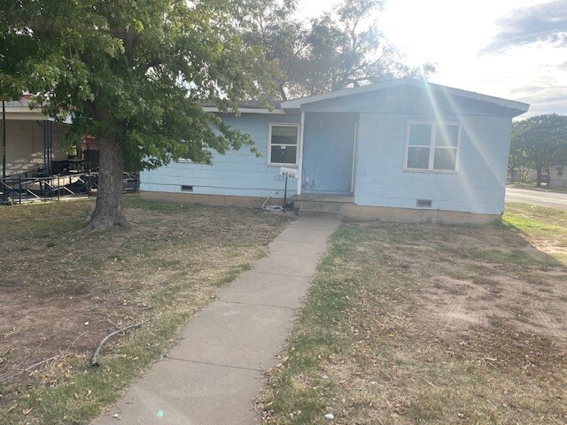 4600 S Hayden St in Amarillo, TX - Building Photo
