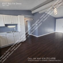 8507 Red Fir Dr in Berkeley, MO - Building Photo - Building Photo