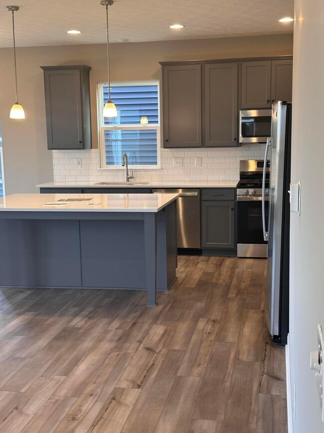 2027 Aerotrain Ct N in Plain City, OH - Building Photo - Building Photo