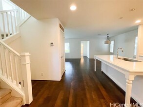 91-1396-1396 Kaileolea Dr in Ewa Beach, HI - Building Photo - Building Photo