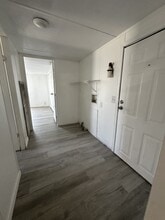 8004 Reynolda Rd in Tobaccoville, NC - Building Photo - Building Photo