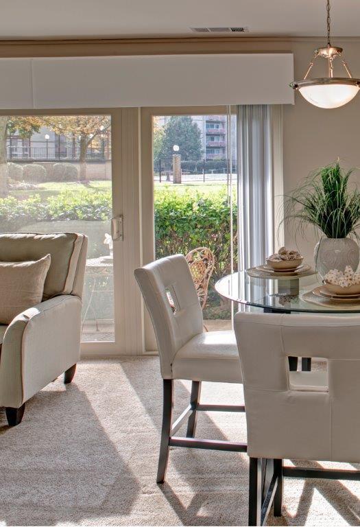 Oakcrest Towers Apartments in Forestville, MD