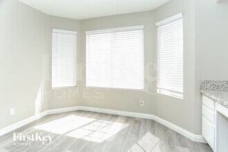 4517 Possum Berry Ln in North Las Vegas, NV - Building Photo - Building Photo