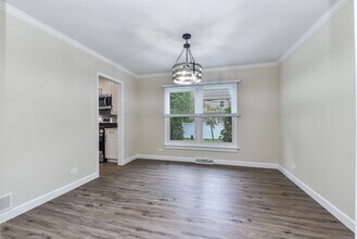 595 Hempstead Ave in Naperville, IL - Building Photo - Building Photo